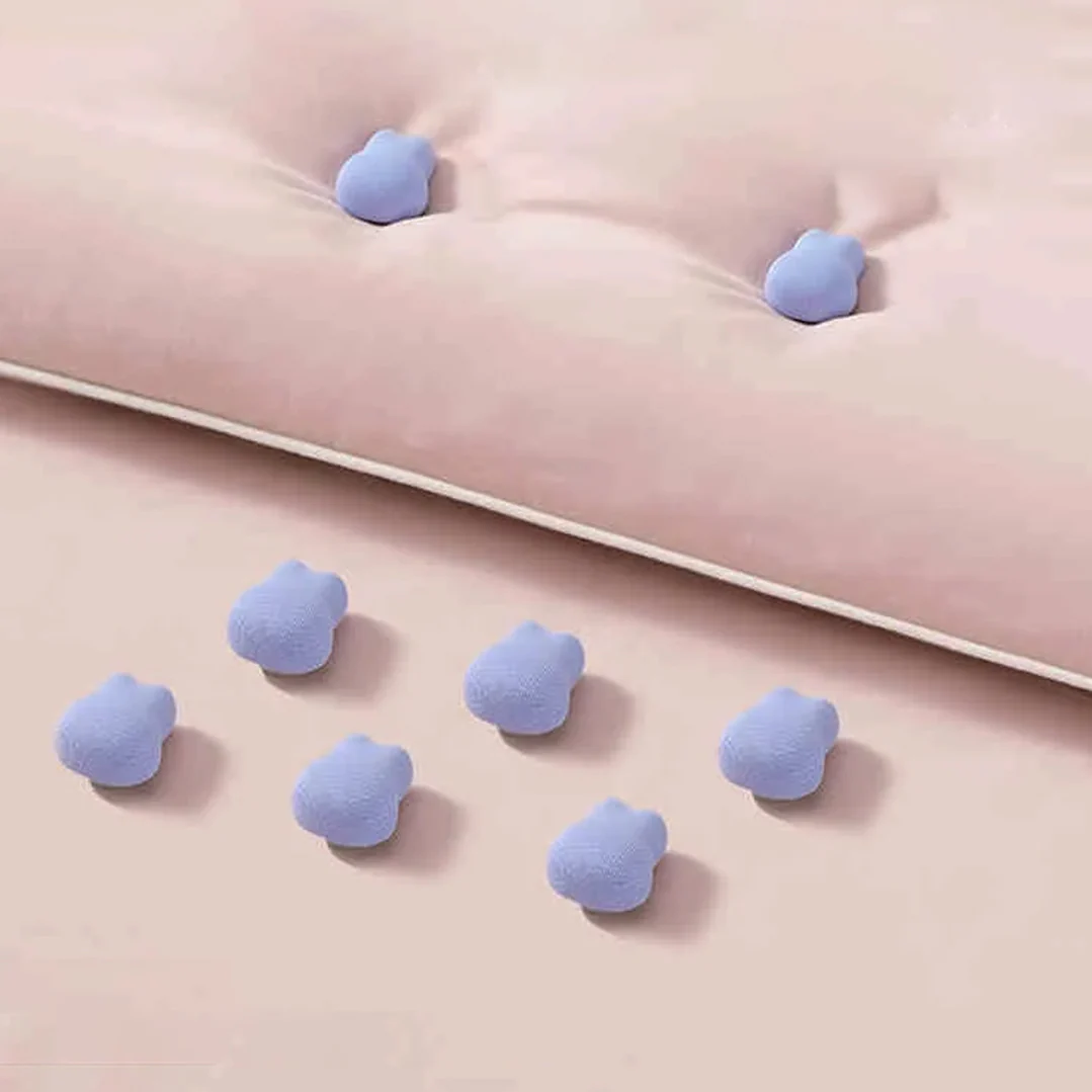 Bunny Ears Duvet Pin Set (8 pcs) - Image 3