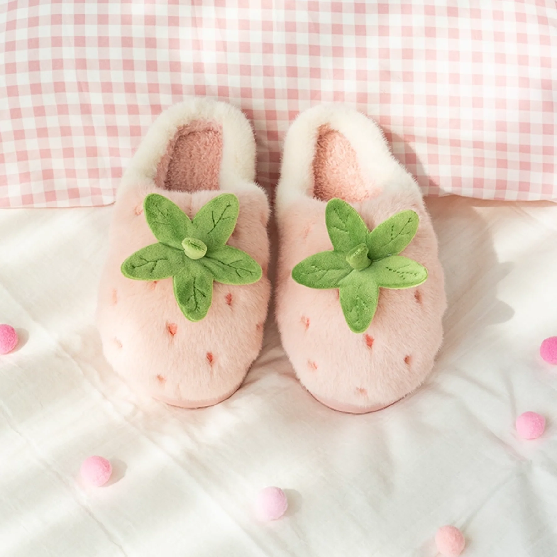 Ichigo Fluffy Slippers - Image 3